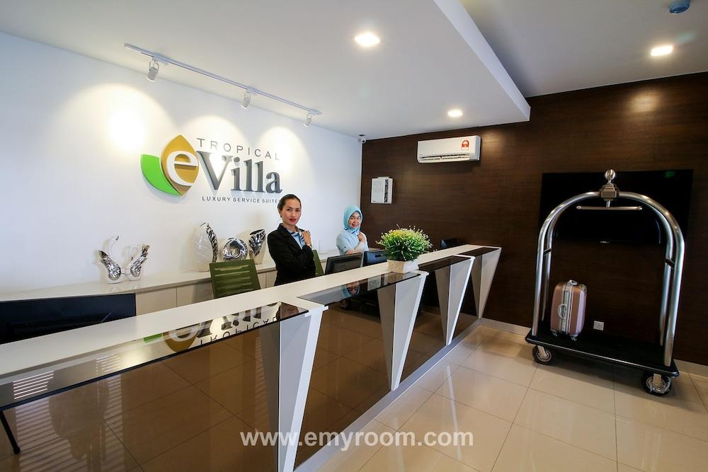 Tropical Villa Service Suite By Nn Seri Kembangan Luaran gambar